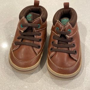 Carters Super Cute Little Guy Booties (6-9 months)